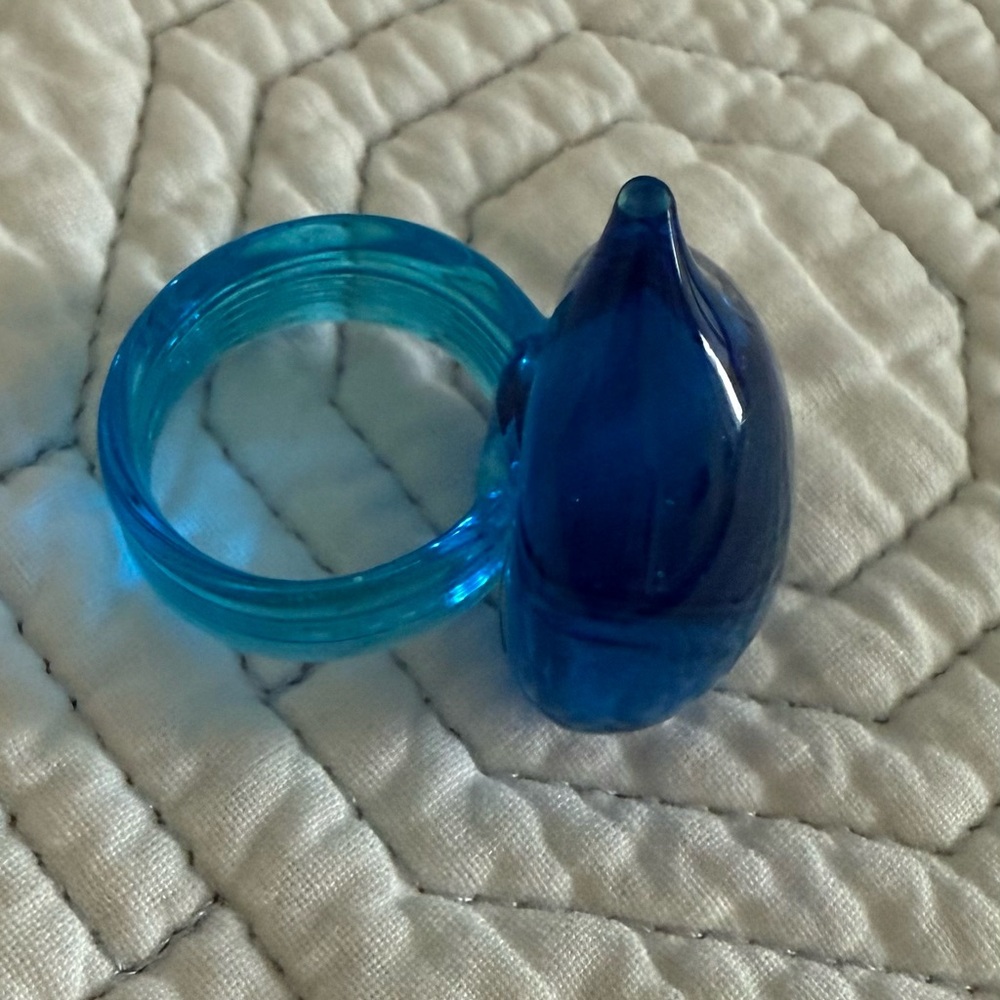Blue Murano glass-artist Made, vintage Heart-Shaped Ring- big and bold! - Picture 3 of 8